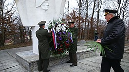 纪念碑,pieniężno,czerniachowski