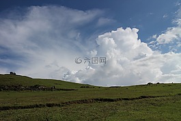 云,小山,天空