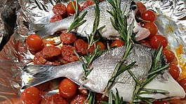 家庭聚餐,魚,餐