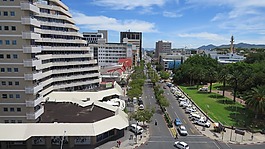 溫得和克,納米比亞,城市