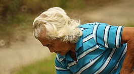 人民,的的,字段