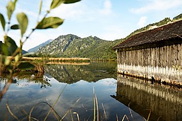 湖,山,船塢舉辦