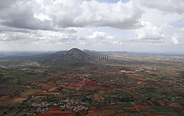 楠迪山,景观,德干高原