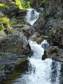 级联,性质,山