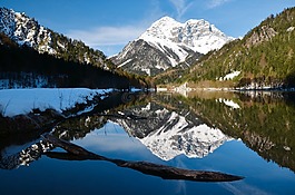 山,湖,性質(zhì)