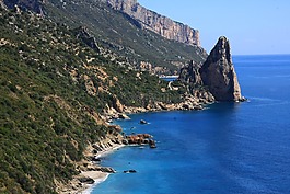 撒丁島,姜黃佩德拉,地中海