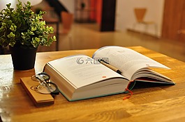 書綁定的,書,表