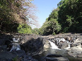 河,曼多維,河床