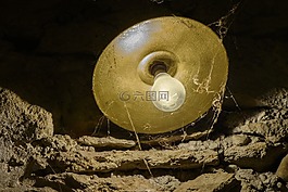 燈,蜘蛛網(wǎng),洞穴