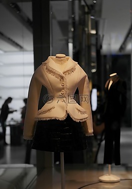 設(shè)計(jì)師,簡(jiǎn)約,服裝