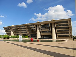達(dá)拉斯,大會(huì)堂,建設(shè)
