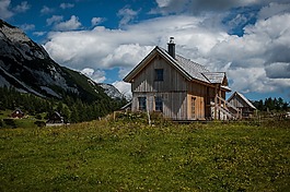 高山小屋,alm 小屋,山