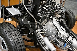 汽車發(fā)動(dòng)機(jī),馬達(dá),電線