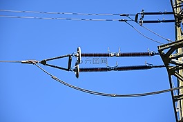 當(dāng)前,strommast,電源線
