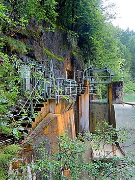水,堰,河