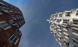 杜塞爾多夫,端口,架構