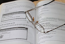 本書,眼鏡,讀取