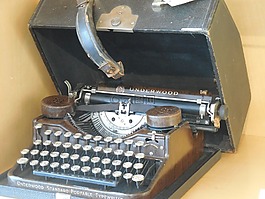 打字機,釀酒,老式的打字機