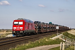 敘爾特島,興登堡達姆,敘爾特島班車