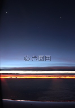 黎明,地平線,機(jī)