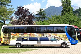 汽車,巴士,豪華轎車