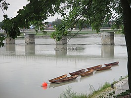 客棧,河,船