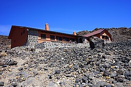 棚屋,山上的小屋,其余的房子