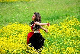 女孩,鮮花,黃色