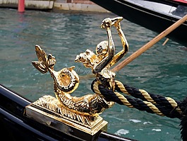 威尼斯,猛烈抨擊,系泊設(shè)備