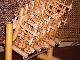库隆,工具,音乐
