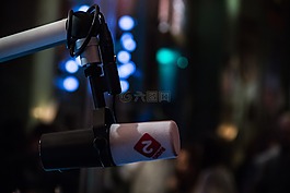 電臺,麥克風(fēng),談話