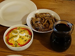酒,沙拉,板