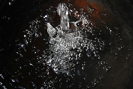 水,旱廁,下降