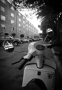 滑板車,摩托車、 自行車,老