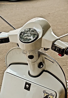 滑板車,摩托車、 自行車,老