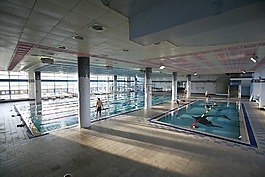 泳,室內(nèi)游泳池,游泳池