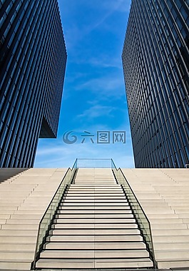 杜塞爾多夫,端口,架構