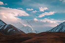 山,天空,沙漠