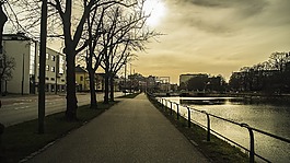 malmöstad,eftermiddagsfoto,malmökanal