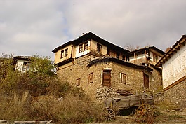 leshten,房子,传统的