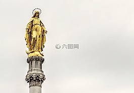 圣母瑪利亞的紀(jì)念碑,薩格勒布,瑪麗亞