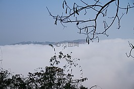 弗羅斯特,云,山地和丘陵