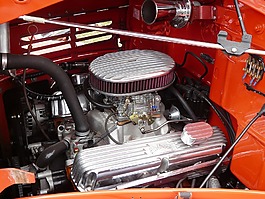 發(fā)動機(jī)艙,汽車,美國