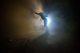 煙,舞蹈,黑暗