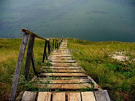 湖,降落到湖边,阶段