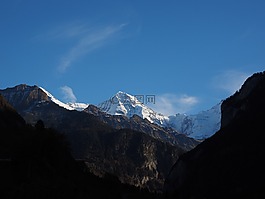 僧侶,山全景圖,山
