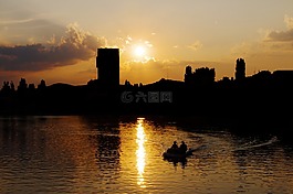 愛情,湖,天際線
