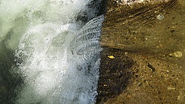 水,級聯(lián),流