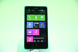 諾基亞,windows手機(jī),移動(dòng)電話
