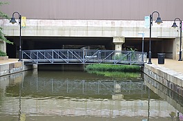 運(yùn)河的大橋,橋,水